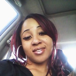 Meet your Posher, Kendra